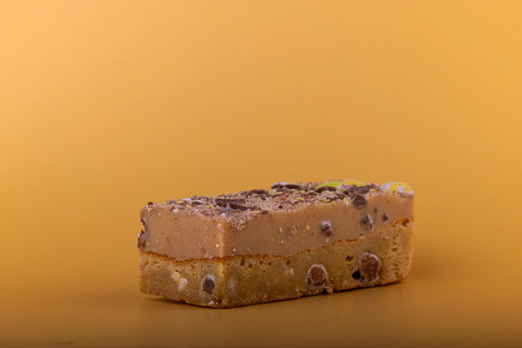 Mini Egg Fudgy Wudgy Blondie