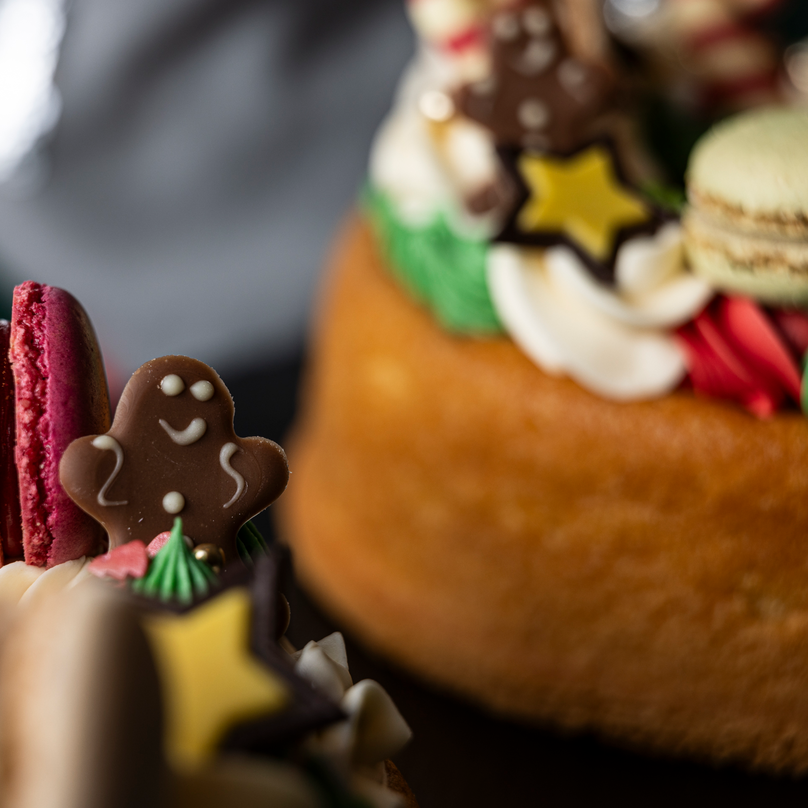 Gluten Free Festive Sponge Cake Wreath