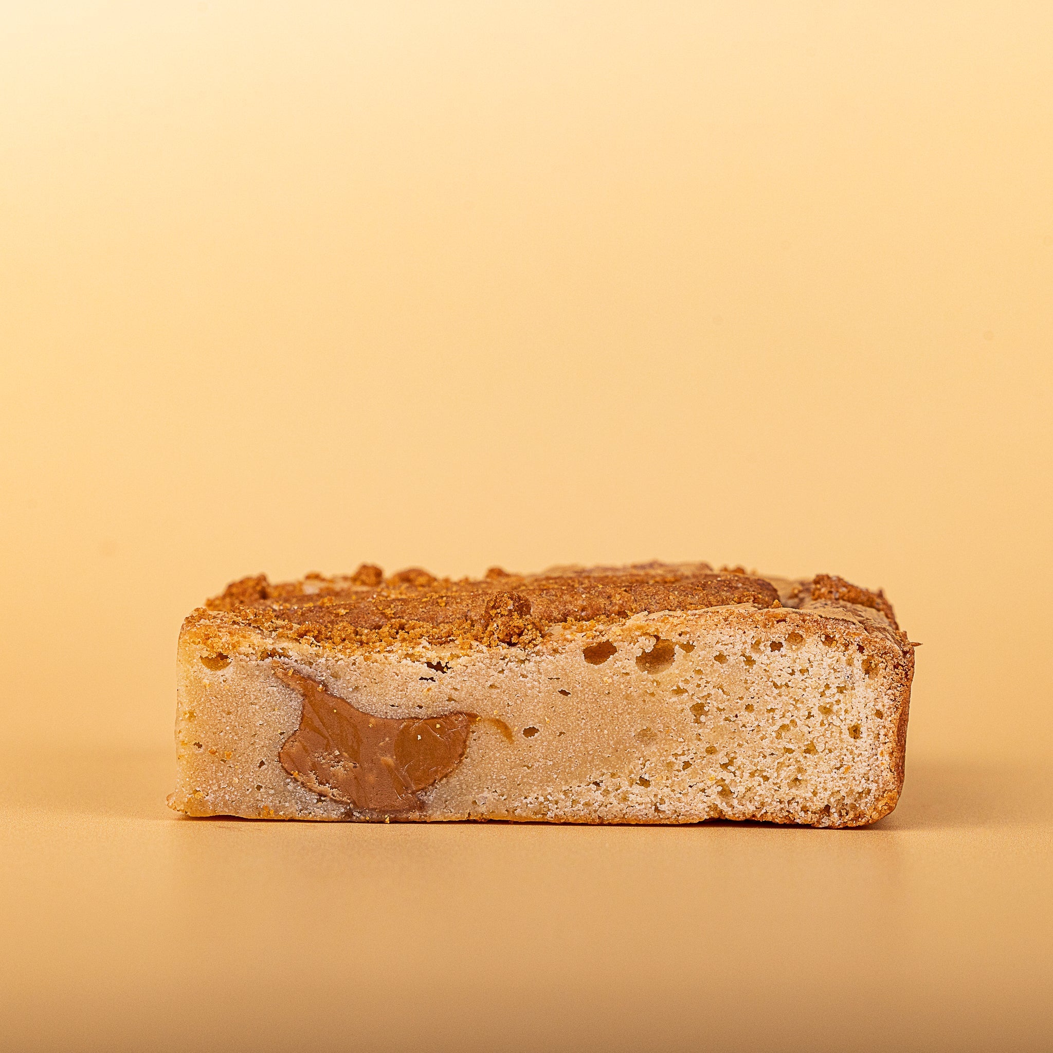 Biscoff Rabbit Biscoff Blondie – Rabbit Hole Cakes