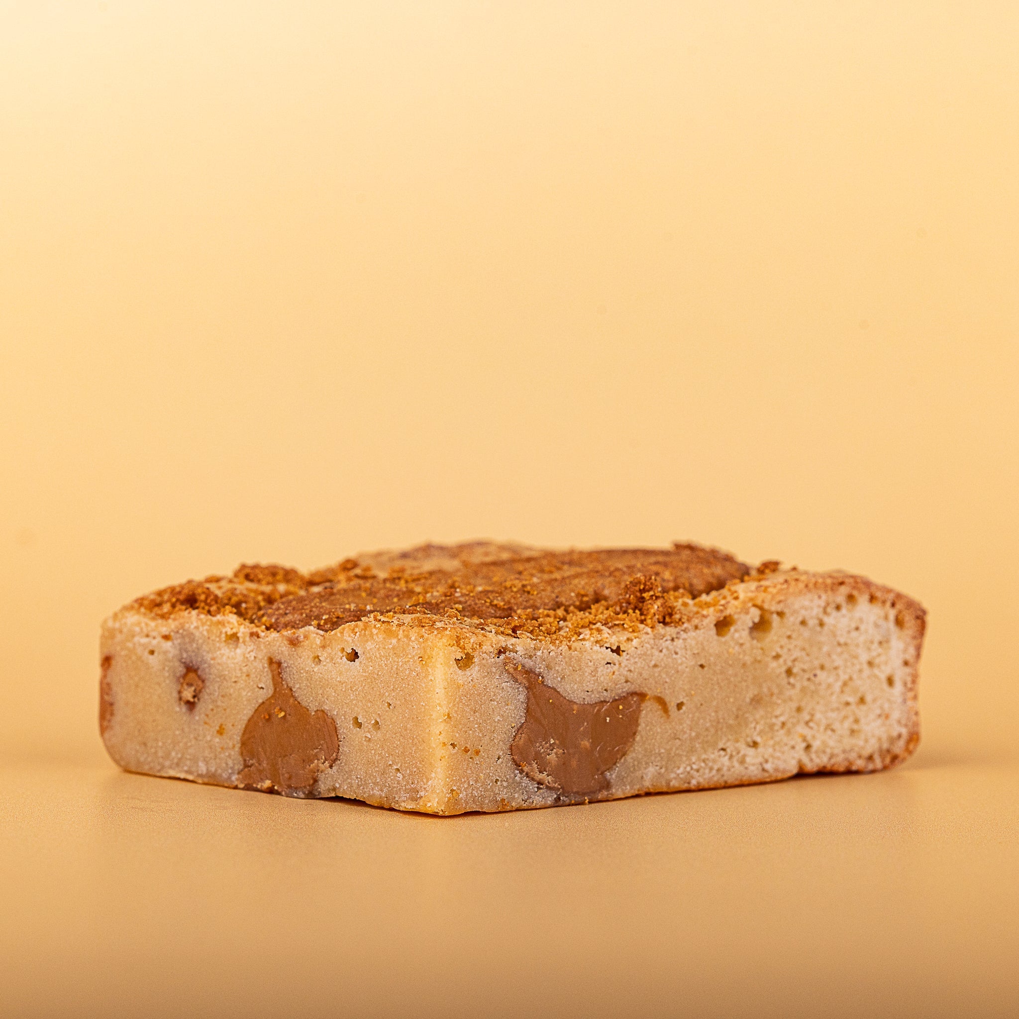 Biscoff Rabbit Biscoff Blondie – Rabbit Hole Cakes