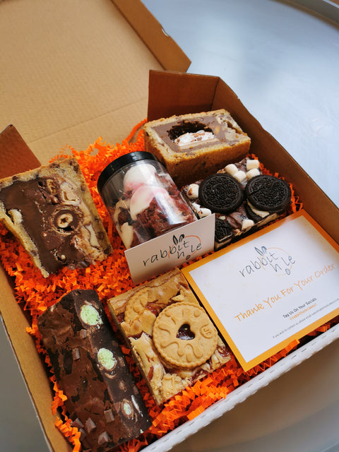 Give me more cake! Monthly Selection Box